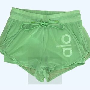 ALO yoga, green running shorts with mesh XS